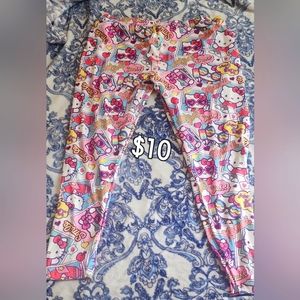 Hello Kitty leggings